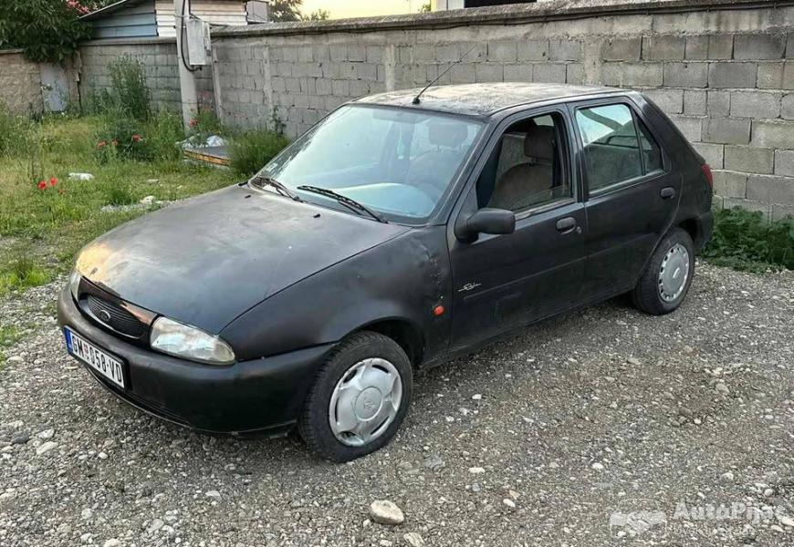 ford_fiesta_13_benz_2_polovni_automobili_autopijac.rs