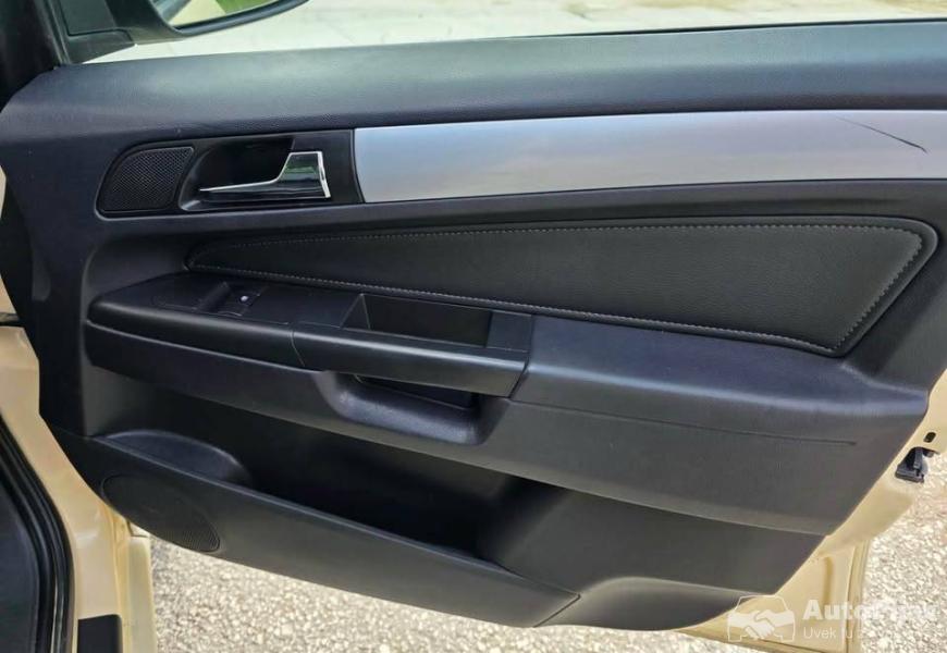 opel_zafira_19_cdti_automatik_9_polovni_automobili_autopijac.rs