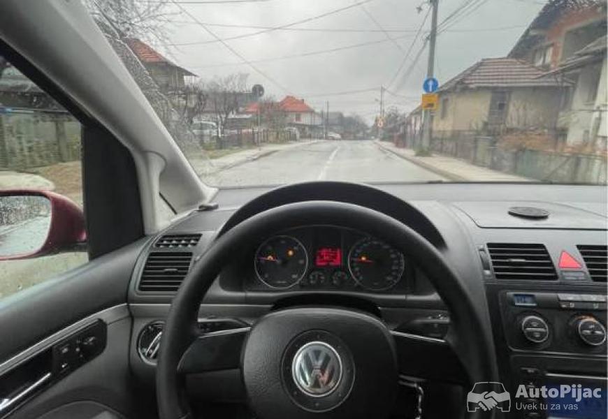 vw_touran_20_dsg_automatik_4_polovni_automobili_autopijac.rs
