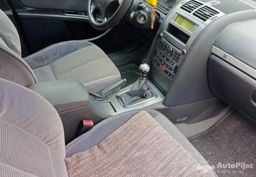 na_prodaju_pezo_407_hdi_2005_godina_tek_registovan_5_polovni_automobili_autopijac.rs