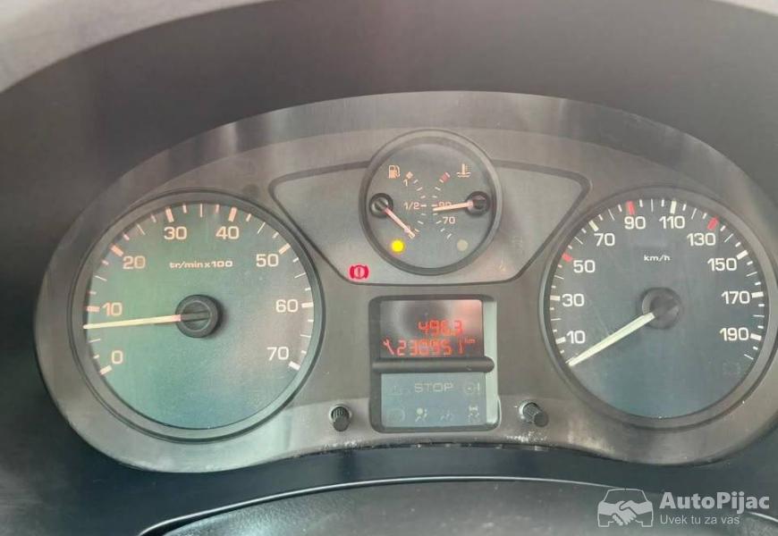 citroen_berlingo_2008god_16_dizel_11_polovni_automobili_autopijac.rs