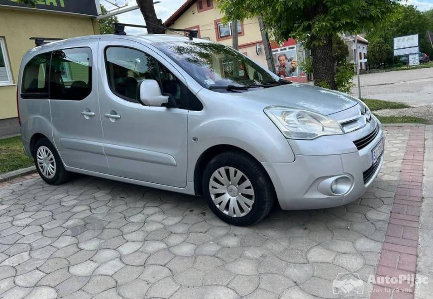 citroen_berlingo_2008god_16_dizel_2_polovni_automobili_autopijac.rs