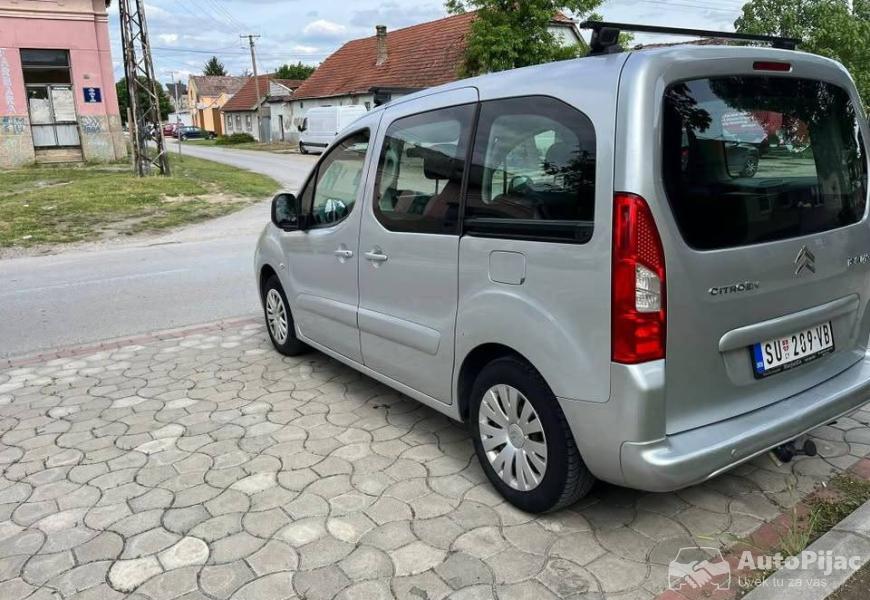citroen_berlingo_2008god_16_dizel_8_polovni_automobili_autopijac.rs