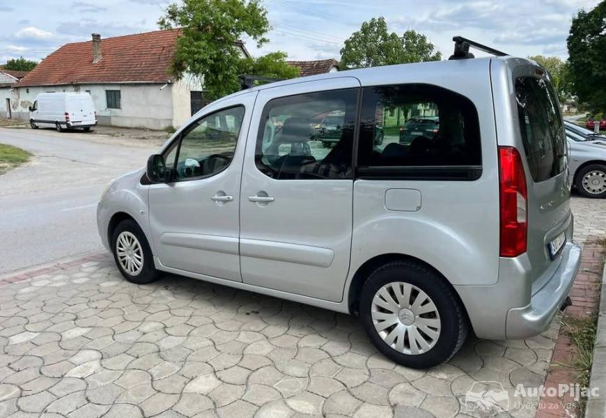 citroen_berlingo_2008god_16_dizel_9_polovni_automobili_autopijac.rs