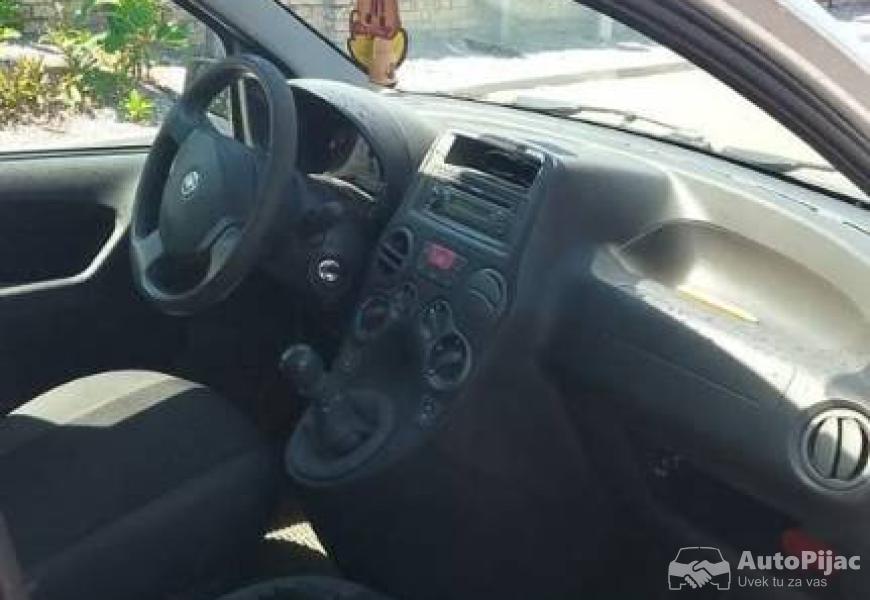 2009_fiat_panda_4_polovni_automobili_autopijac.rs