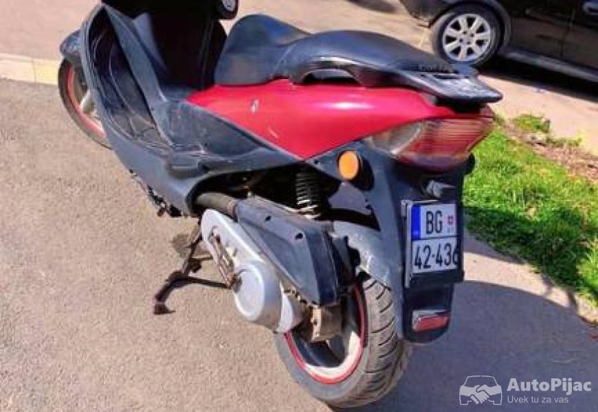 skuter_na_prodaju_1_polovni_automobili_autopijac.rs
