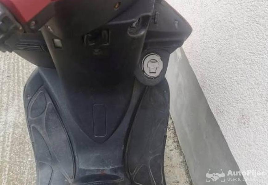 skuter_na_prodaju_6_polovni_automobili_autopijac.rs
