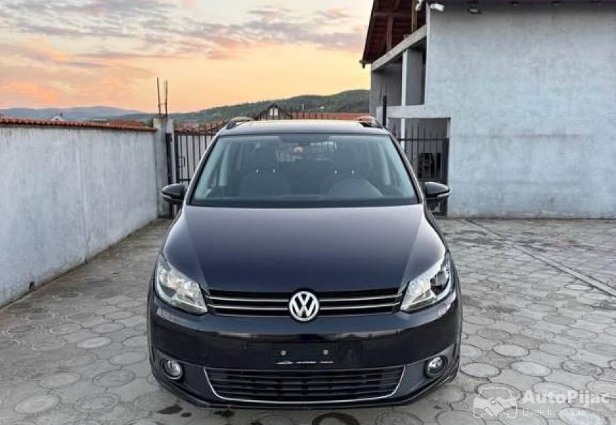touran_20dizel_1_polovni_automobili_autopijac.rs