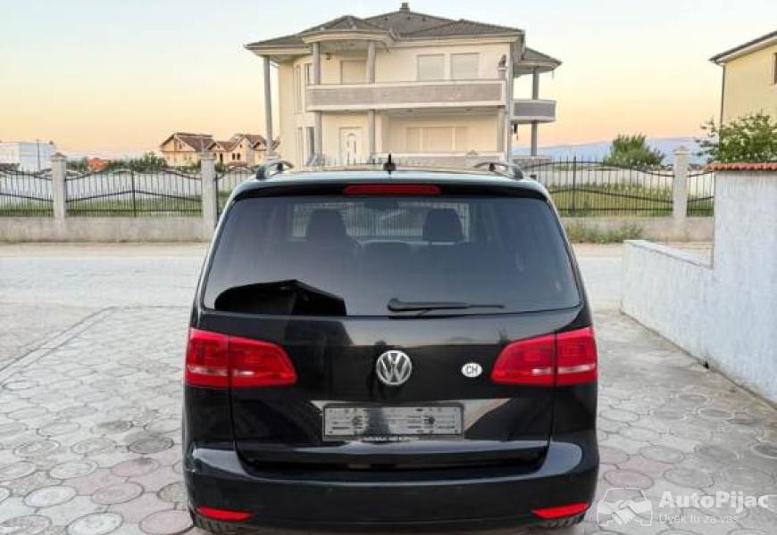 touran_20dizel_4_polovni_automobili_autopijac.rs