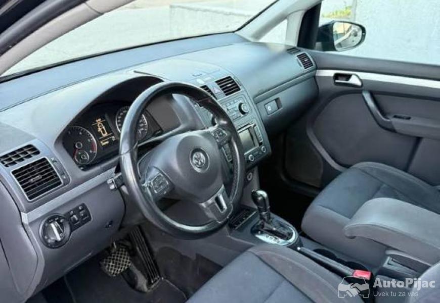 touran_20dizel_7_polovni_automobili_autopijac.rs