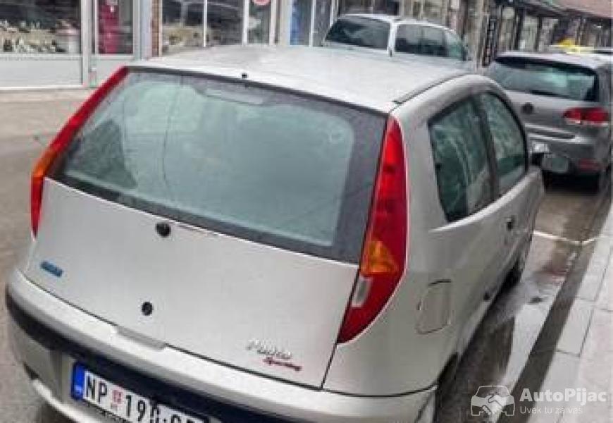 1100_hitna_prodaja_3_polovni_automobili_autopijac.rs