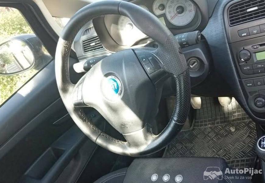 fiat_punto_grande_14_2007god_70kw_12_polovni_automobili_autopijac.rs