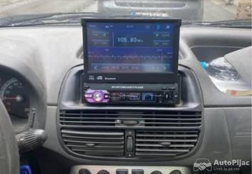 fiat_punto_12_automatik_10_polovni_automobili_autopijac.rs