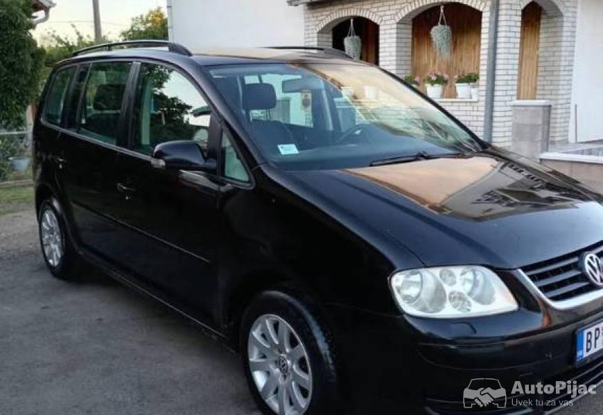 volkswagen_touran_19_tdi_77_kw_2_polovni_automobili_autopijac.rs