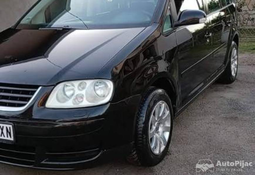 volkswagen_touran_19_tdi_77_kw_3_polovni_automobili_autopijac.rs