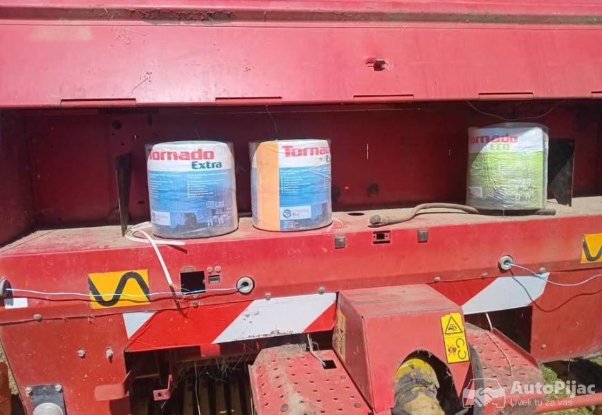 rolo_presa_newholland_fabricko_stanje_4_polovni_automobili_autopijac.rs