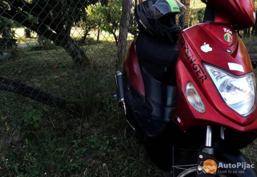 2019godiste_skuter50_kubika_ima_papire_nije_regist_8_polovni_automobili_autopijac.rs