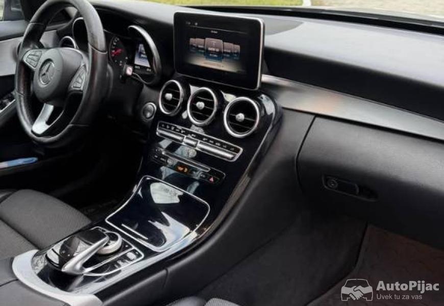 mercedes_c220cdiautomatikperfektno_stanjemoze_zame_5_polovni_automobili_autopijac.rs