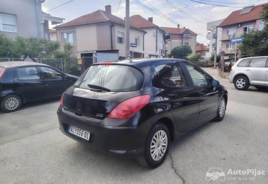 peugeot_308_2008godiste_reg_godinu_dana_5_polovni_automobili_autopijac.rs