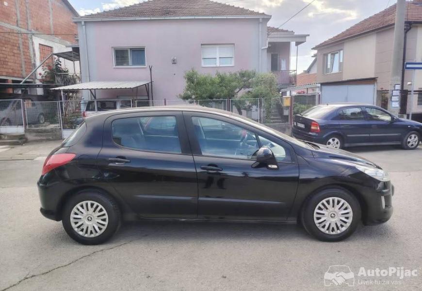peugeot_308_2008godiste_reg_godinu_dana_6_polovni_automobili_autopijac.rs