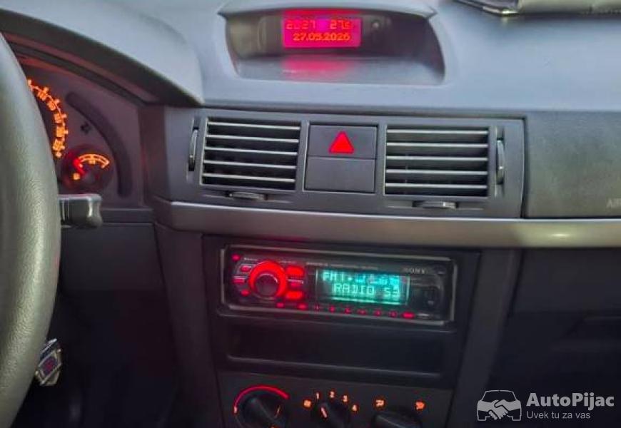 opel_meriva_a_14_benzin_5_polovni_automobili_autopijac.rs