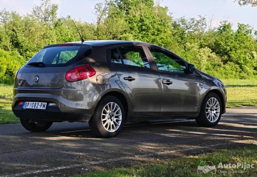 fiat_bravo_2009_16_mjet_90ks_3_polovni_automobili_autopijac.rs