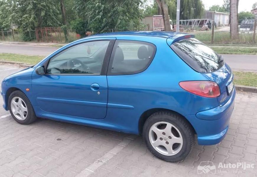 14_hdi2005godreg_do_5_meseca_2027godvlasnikuredno_10_polovni_automobili_autopijac.rs