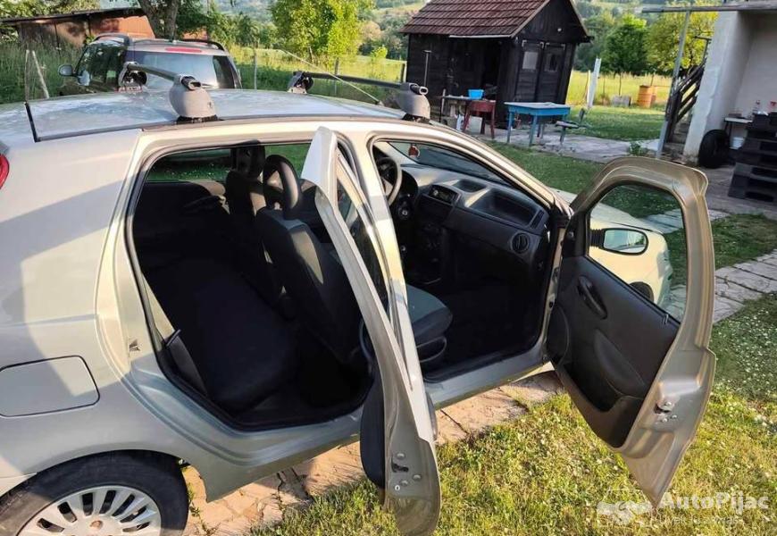 na_prodaju_fiat_punto_2009_god_u_dobrom_stanju_reg_5_polovni_automobili_autopijac.rs