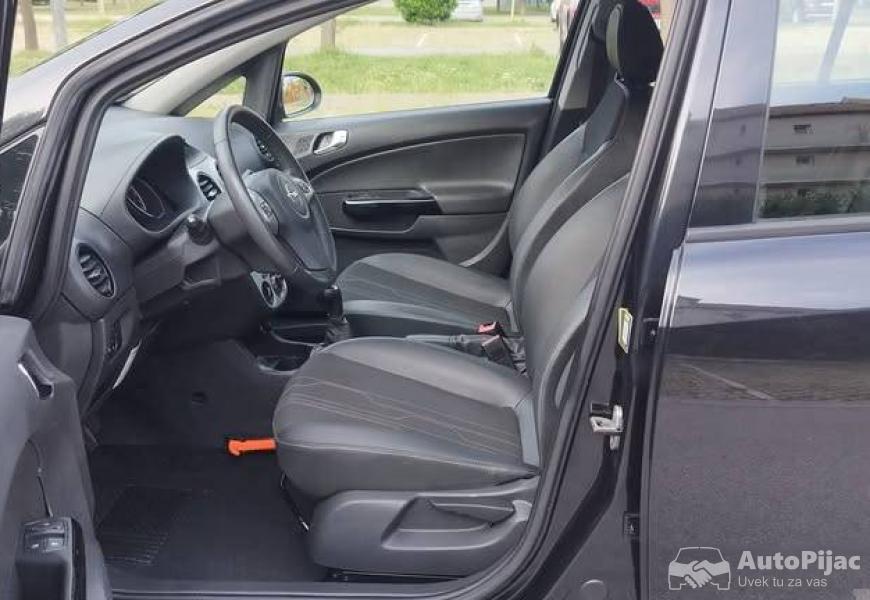 prelepa_korsa_2013_12_benzin_209000km_servisna_na_8_polovni_automobili_autopijac.rs