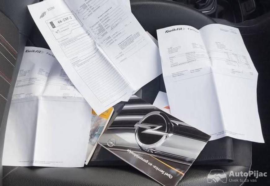 prelepa_korsa_2013_12_benzin_209000km_servisna_na_9_polovni_automobili_autopijac.rs