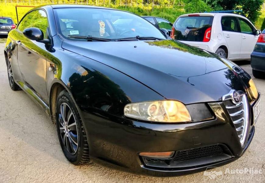 odlicna_reg112026g_19mjtd_6brz_tempmt_klima_2005g_12_polovni_automobili_autopijac.rs