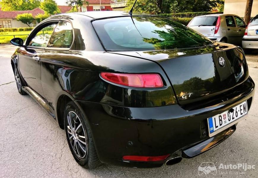 odlicna_reg112026g_19mjtd_6brz_tempmt_klima_2005g_8_polovni_automobili_autopijac.rs