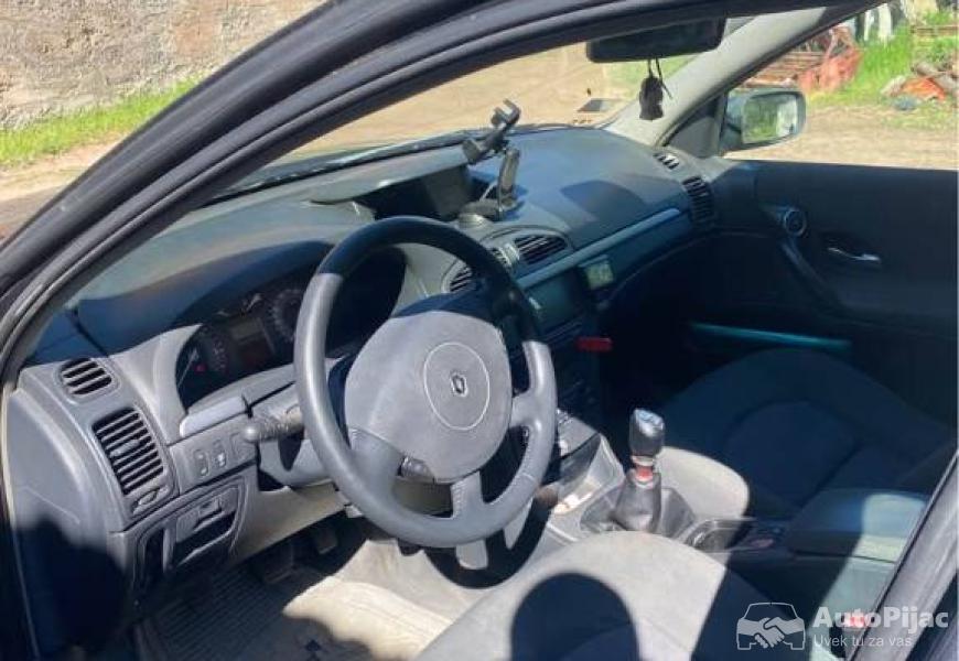 reno_laguna_5_polovni_automobili_autopijac.rs