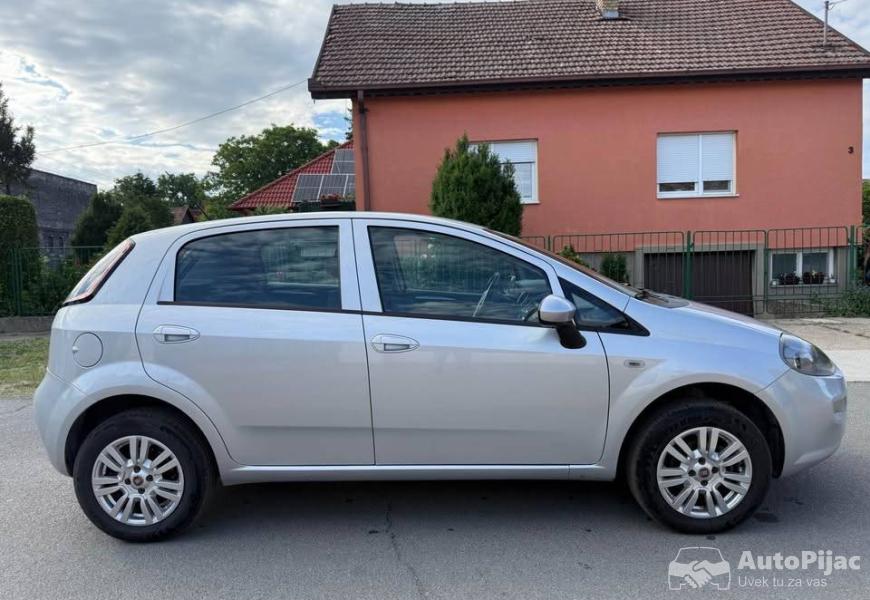 fiat_evo_2015_14_bmetan_fabrika_5_polovni_automobili_autopijac.rs