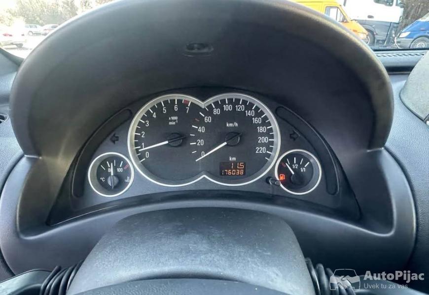 opel_tigra_kabrio_10_polovni_automobili_autopijac.rs