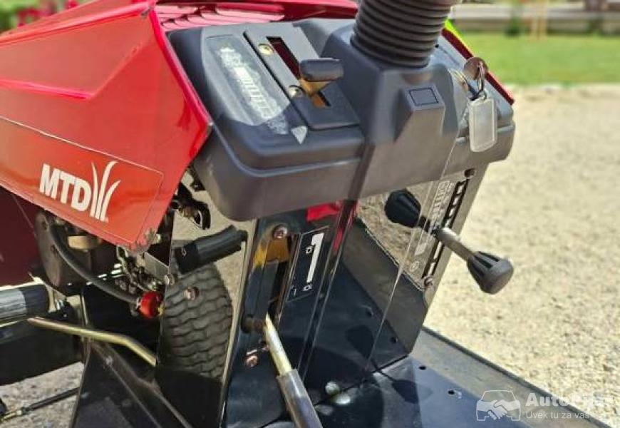mtd_traktor_kosilica_sa_korpom_7_polovni_automobili_autopijac.rs