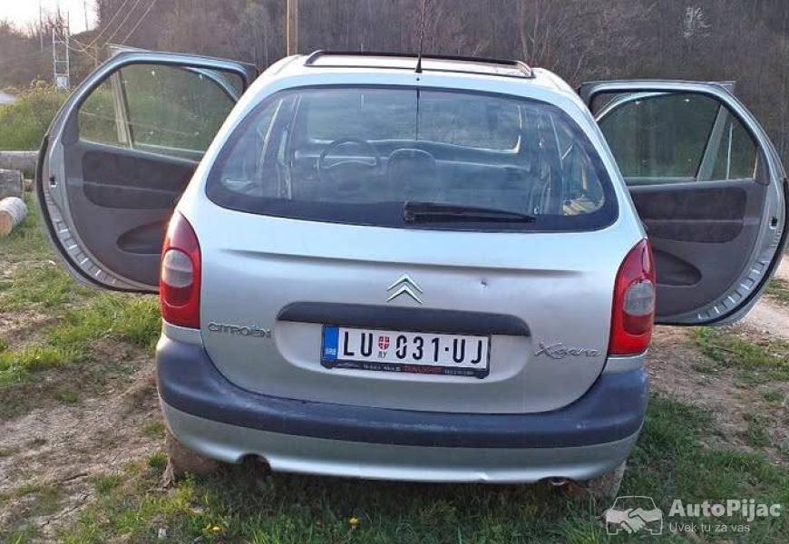 citroen_picasao_za_delove_1_polovni_automobili_autopijac.rs