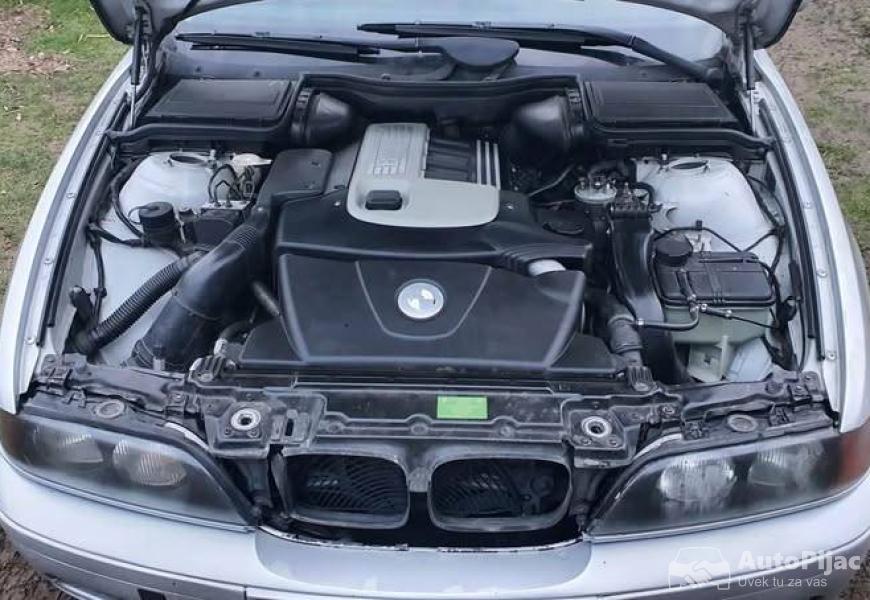 bmw_e39_8_polovni_automobili_autopijac.rs