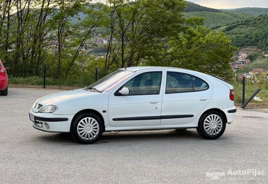 reno_megan_automatik_tek_registrovan_2_polovni_automobili_autopijac.rs