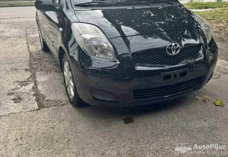 toyota_yaris_13_vtti_101ks_2010_1_polovni_automobili_autopijac.rs
