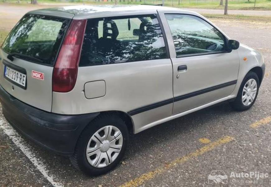 punto_1_6_polovni_automobili_autopijac.rs