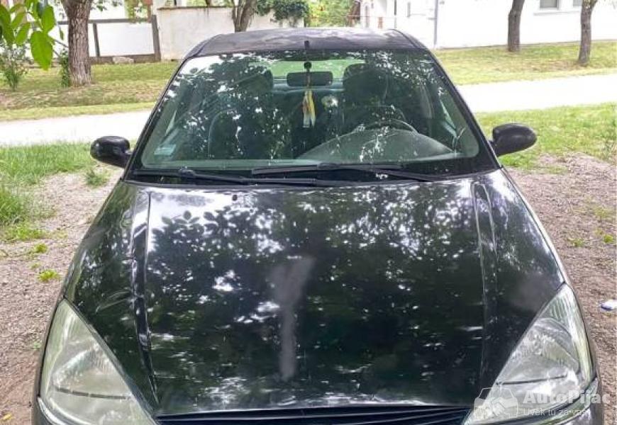 ford_fokus_18_benzin_1_polovni_automobili_autopijac.rs