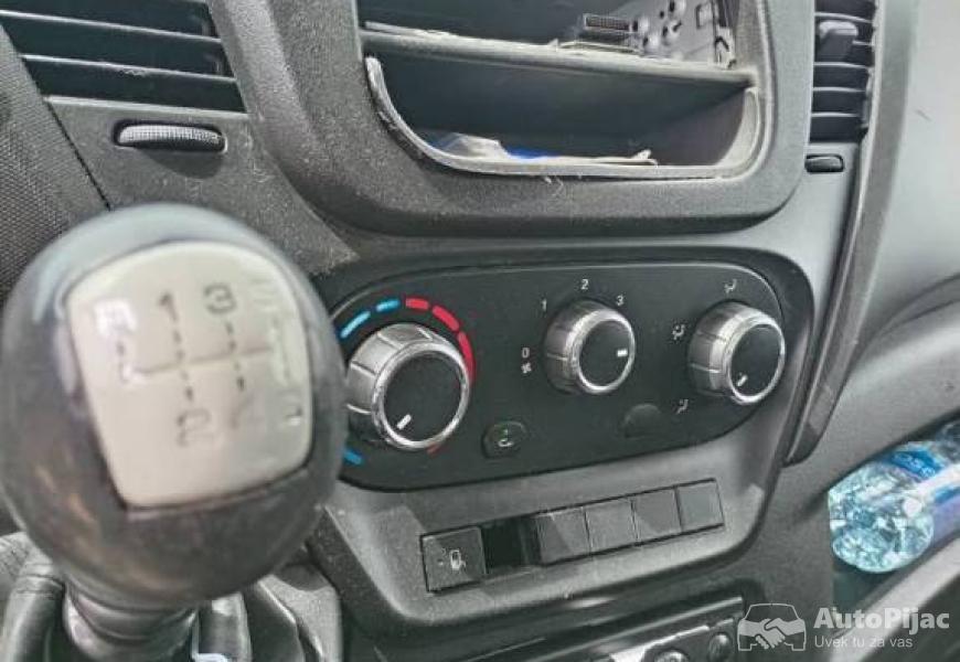 prodajem_kamioncic_70c14_12_polovni_automobili_autopijac.rs