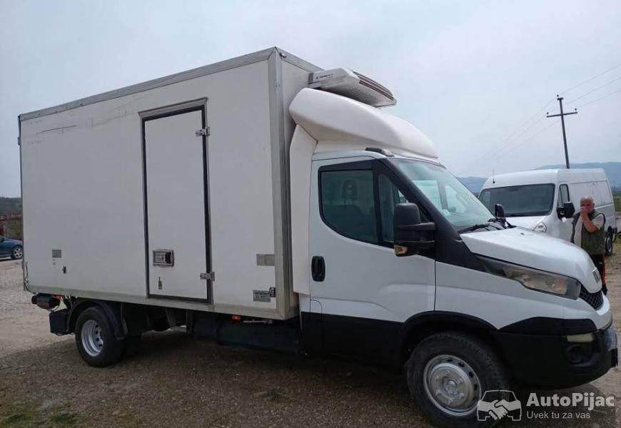 prodajem_kamioncic_70c14_2_polovni_automobili_autopijac.rs