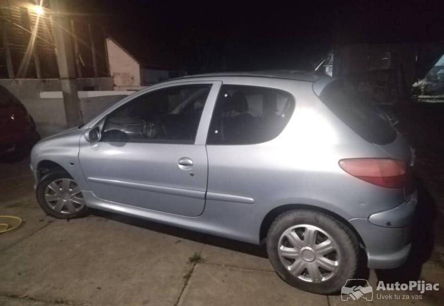 opel_astra_g_17_dti_delovi_povoljno_2_polovni_automobili_autopijac.rs