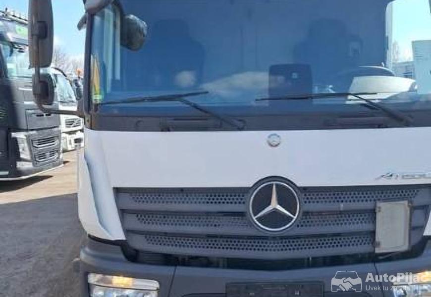 prodajem_kamione_sa_slike_9_polovni_automobili_autopijac.rs