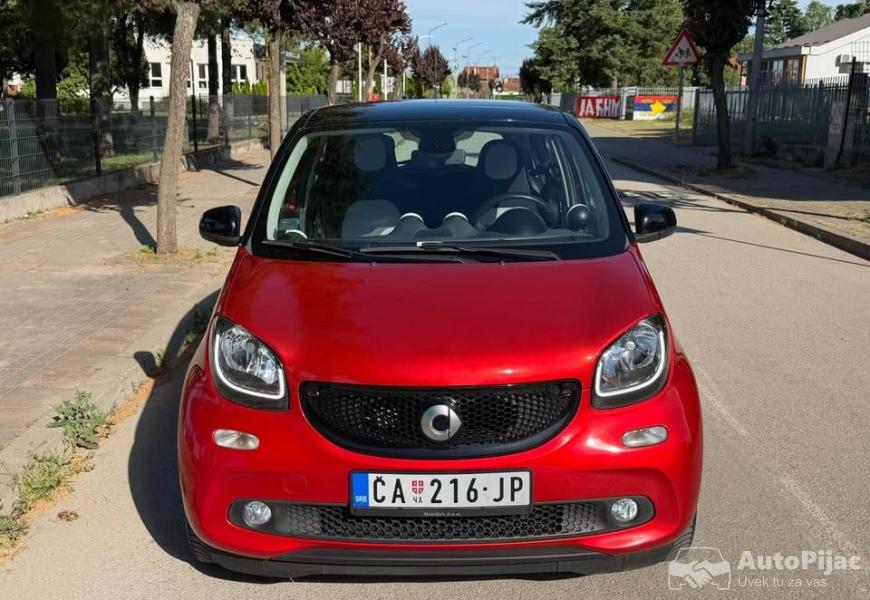 smart_forfour_2_polovni_automobili_autopijac.rs