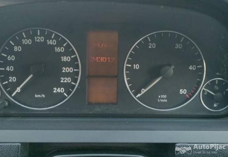 2004_mercedesbenz_a180d_13_polovni_automobili_autopijac.rs