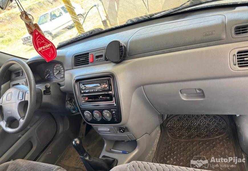 honda_crv_20_benzin_2001_god_6_polovni_automobili_autopijac.rs