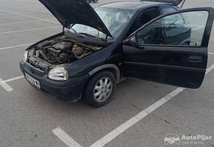 opel_corsa_b_12_benzin_krle_10_polovni_automobili_autopijac.rs